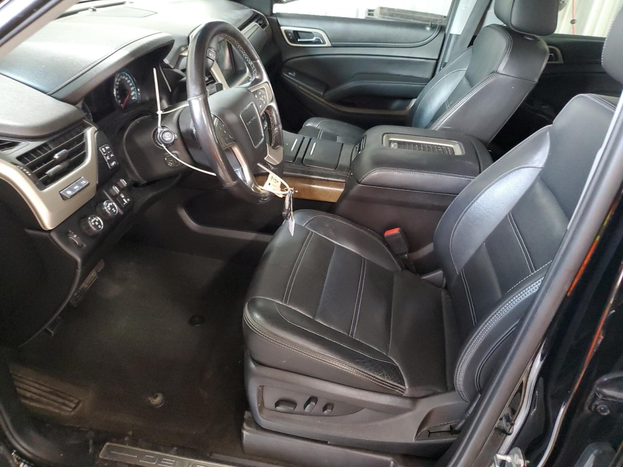 1gks2hkj8jr188114 1GKS2HKJ8JR188114 2018 GMC Yukon Xl Denali
