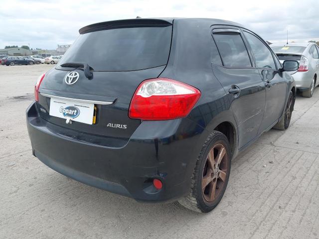 2011 TOYOTA AURIS TR