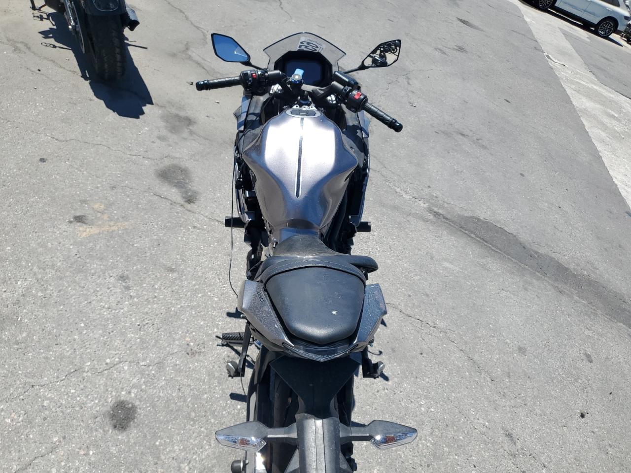 ml5exen19mda25202 ML5EXEN19MDA25202 2021 Kawasaki Ex650 N