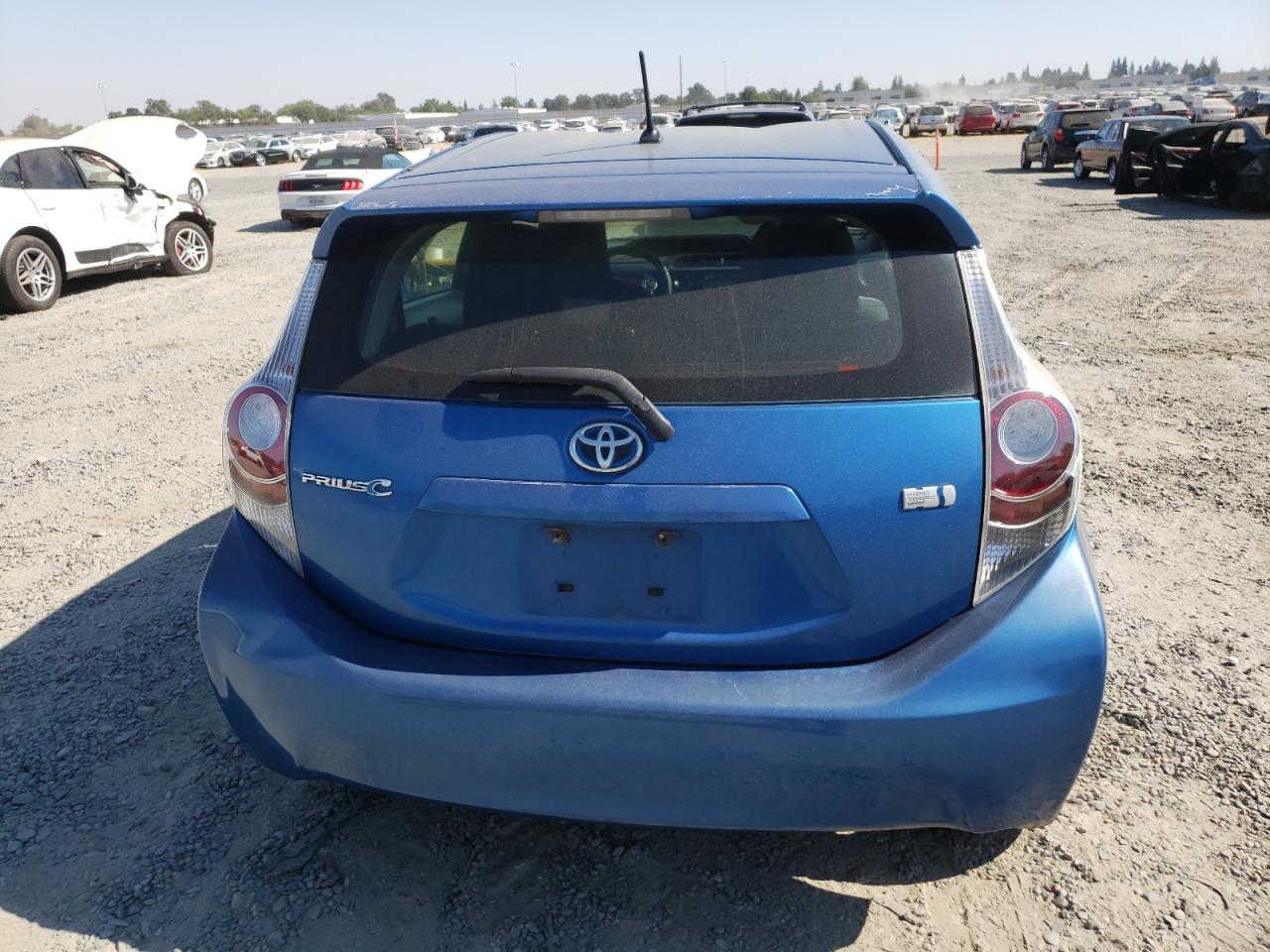 2012 Toyota Prius C VIN: JTDKDTB3XC1030871 Lot: 64467355