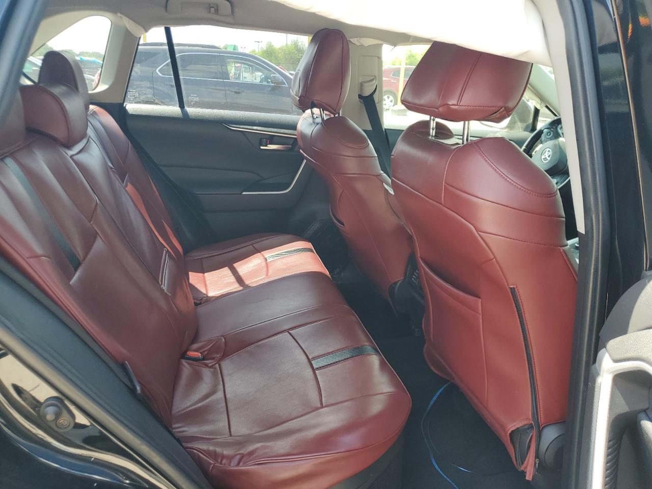 2021 Toyota Rav4 Xle VIN: JTMR6RFV2MD012999 Lot: 64457835
