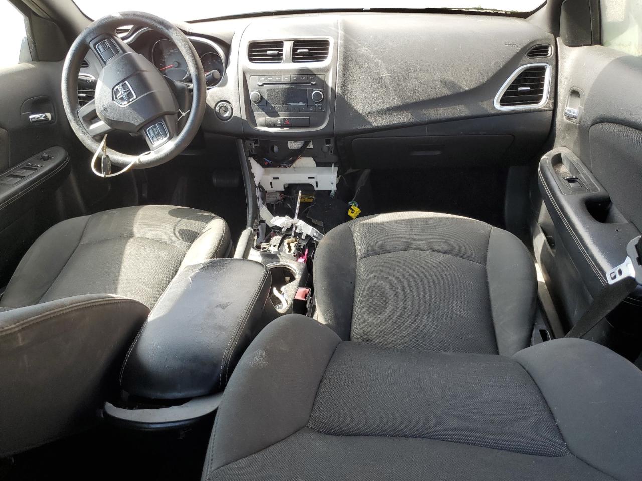 1c3cdzab5cn322845 1C3CDZAB5CN322845 2012 Dodge Avenger Se