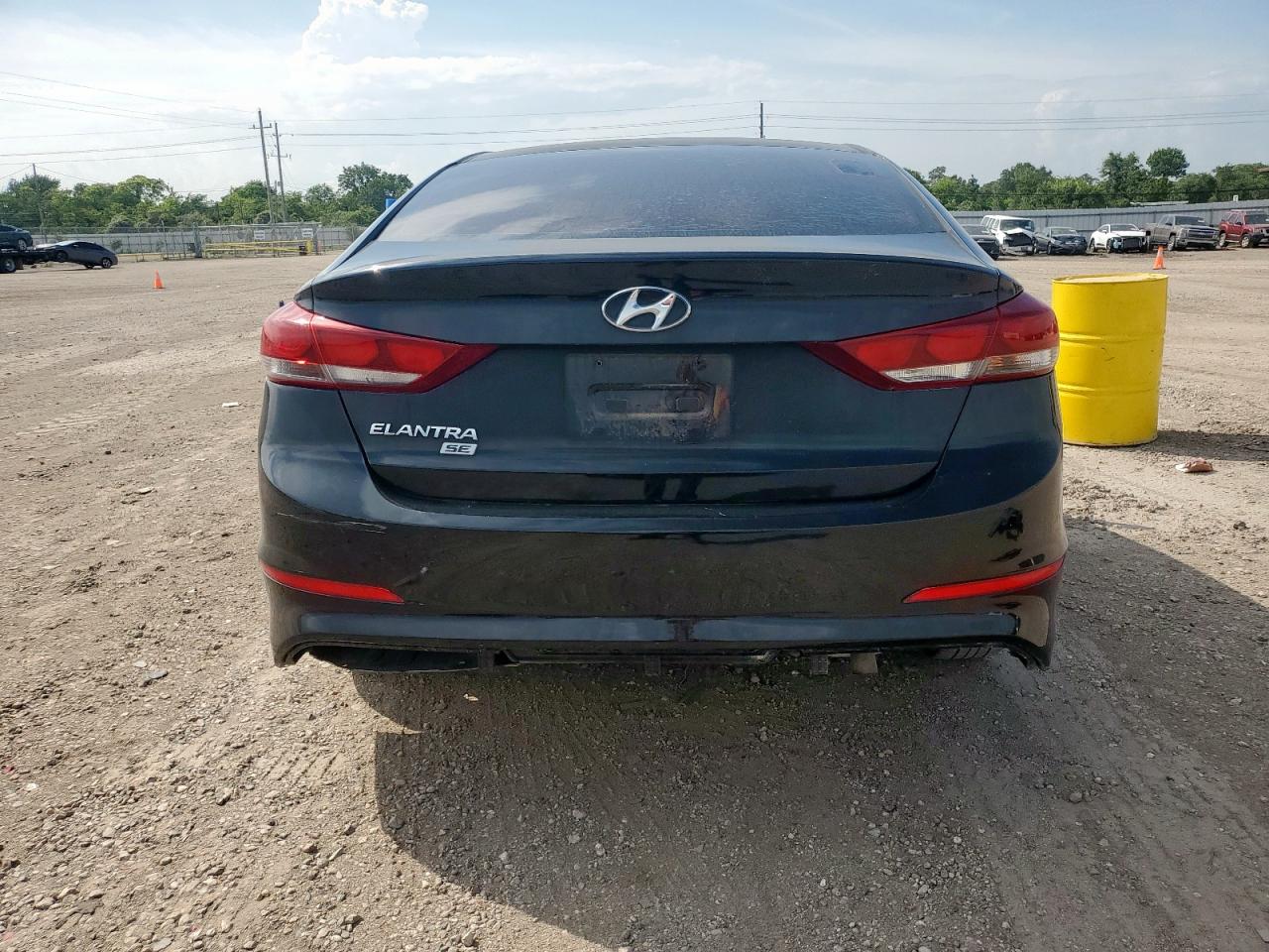 2018 Hyundai Elantra Se VIN: 5NPD74LF3JH296625 Lot: 65727225