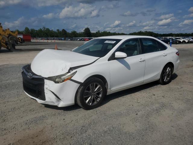  TOYOTA CAMRY 2016 Biały