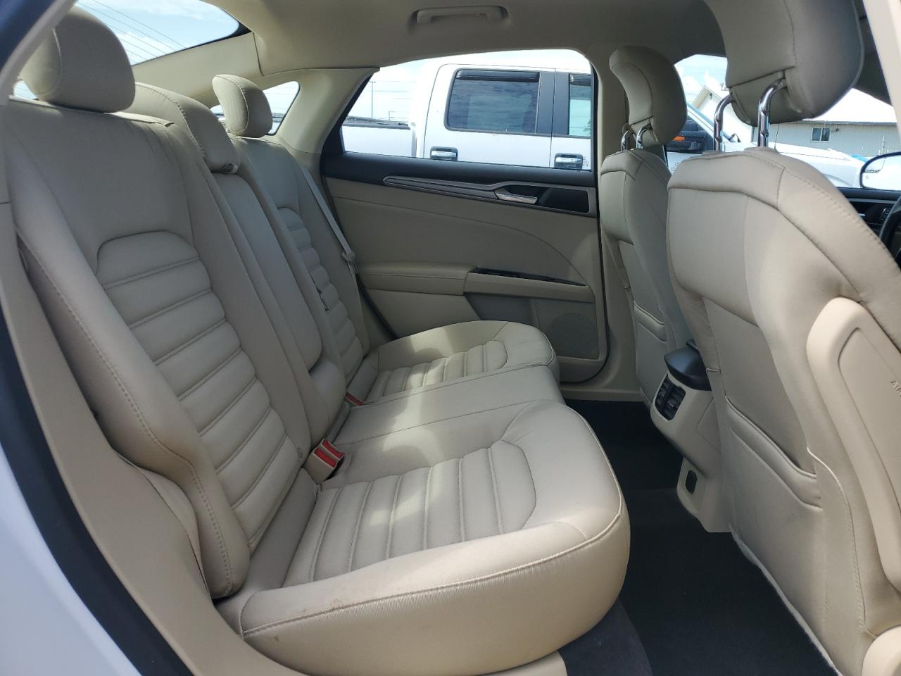 2015 Ford Fusion Se VIN: 3FA6P0H75FR127686 Lot: 65588435