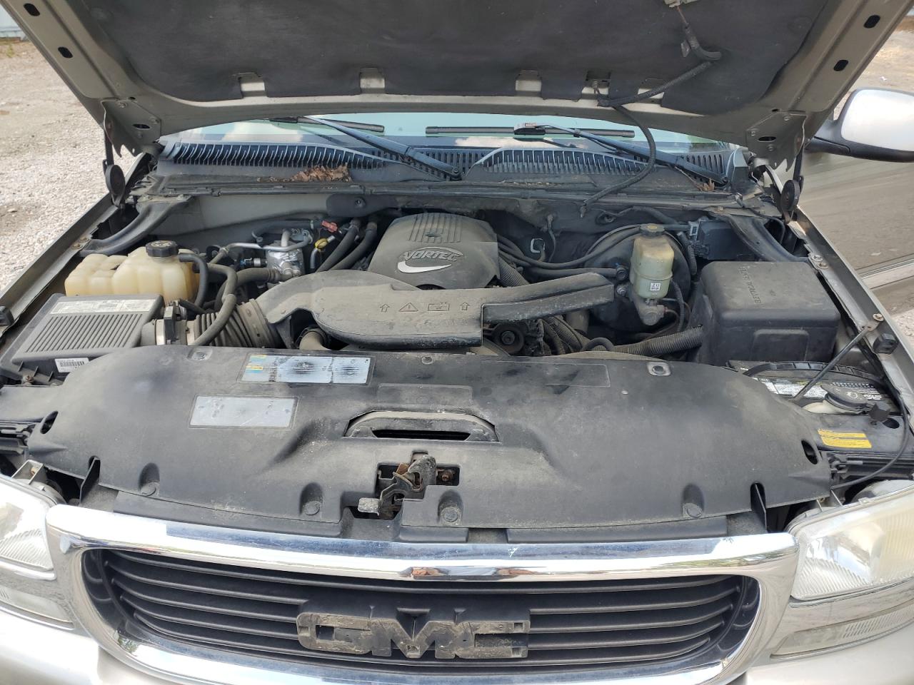 2002 GMC Yukon Xl K1500 VIN: 3GKFK16Z82G265753 Lot: 61981985
