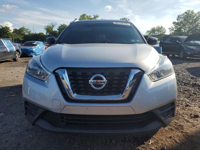  NISSAN KICKS 2019 Srebrny