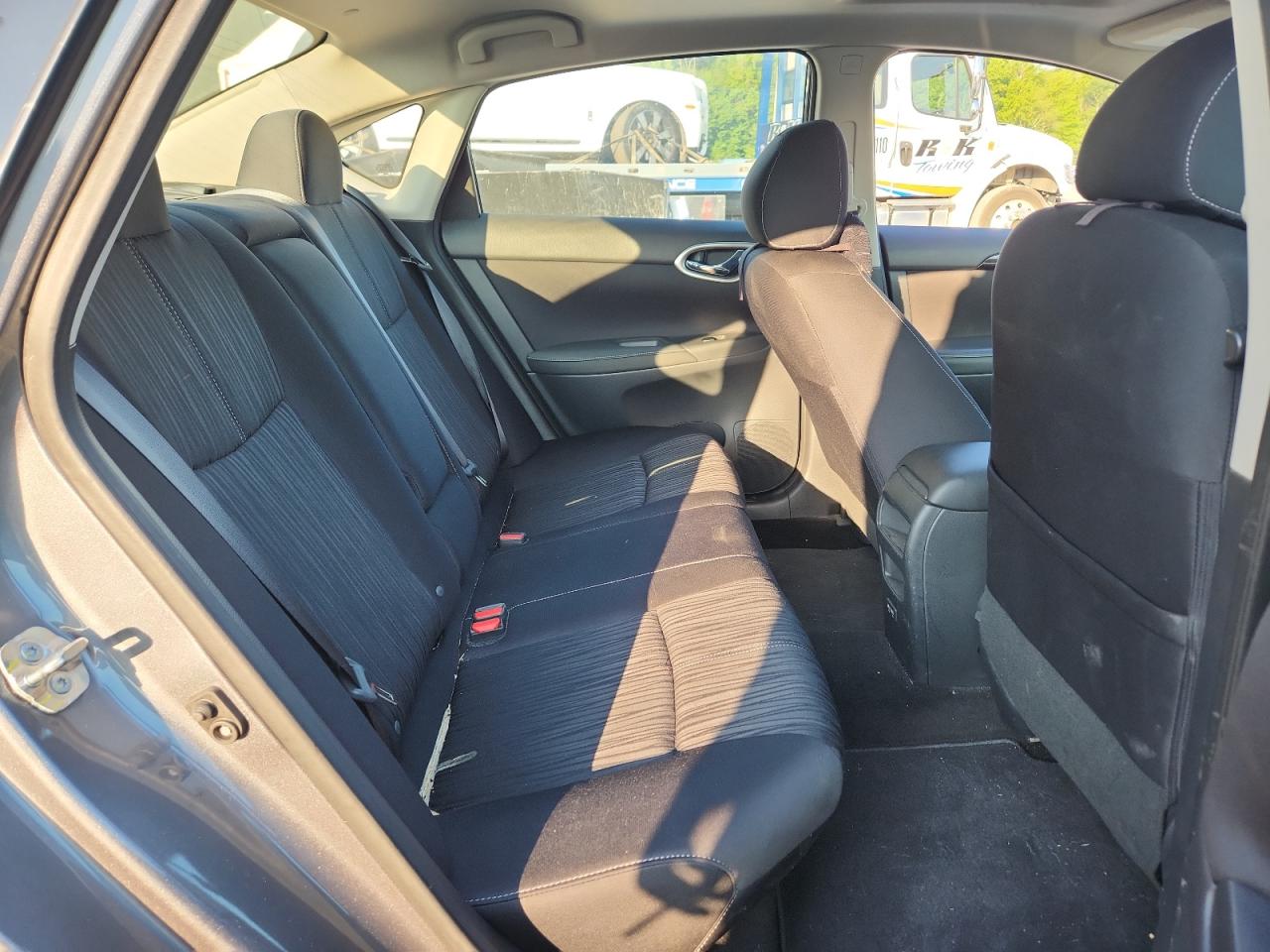 3n1ab7ap3jy338408 3N1AB7AP3JY338408 2018 Nissan Sentra S
