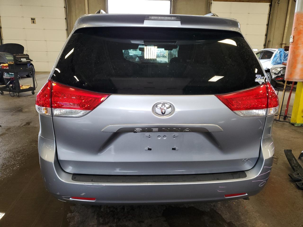 5tdkk3dc6cs215022 5TDKK3DC6CS215022 2012 Toyota Sienna Le