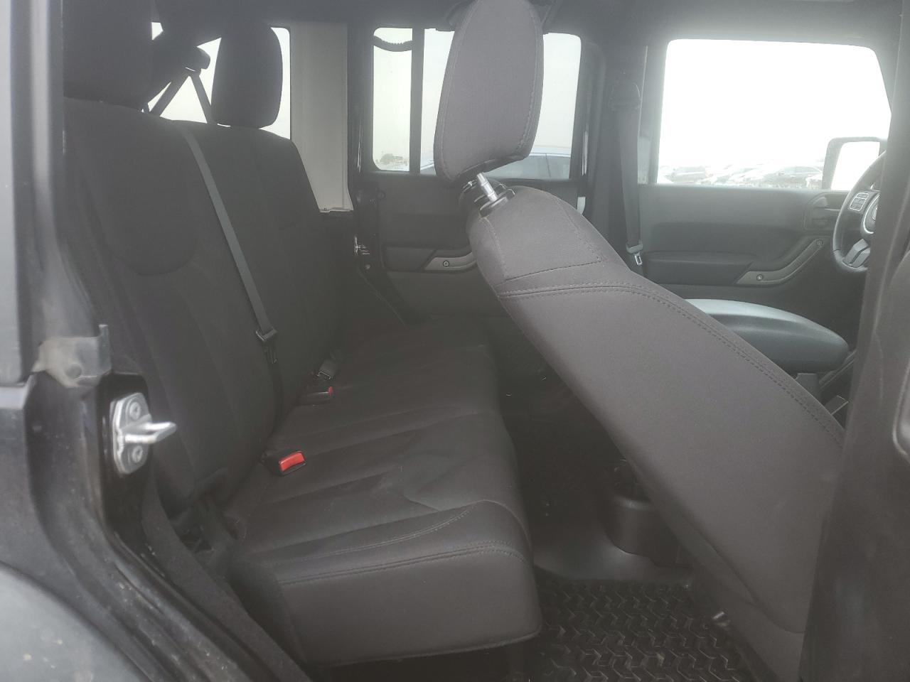 2015 Jeep Wrangler Unlimited Sport VIN: 1C4BJWDG9FL750682 Lot: 64853485