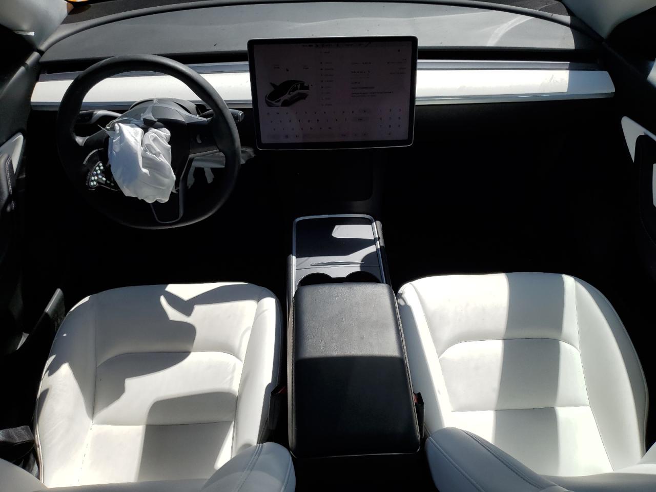 2021 Tesla Model Y VIN: 5YJYGDEE6MF240980 Lot: 64789235