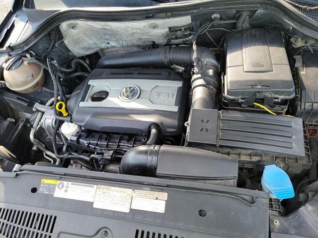 2013 VOLKSWAGEN TIGUAN S  