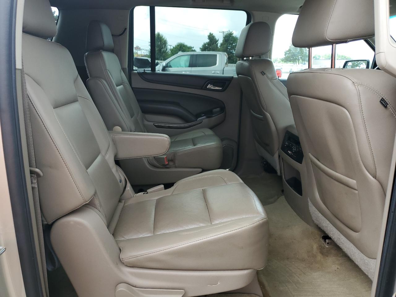 2015 Chevrolet Suburban K1500 Lt VIN: 1GNSKJKCXFR286998 Lot: 64019465