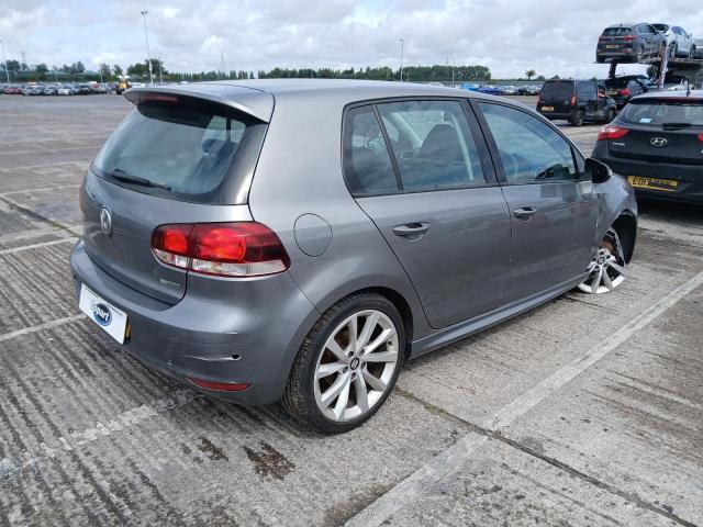 2011 VOLKSWAGEN GOLF S BLU