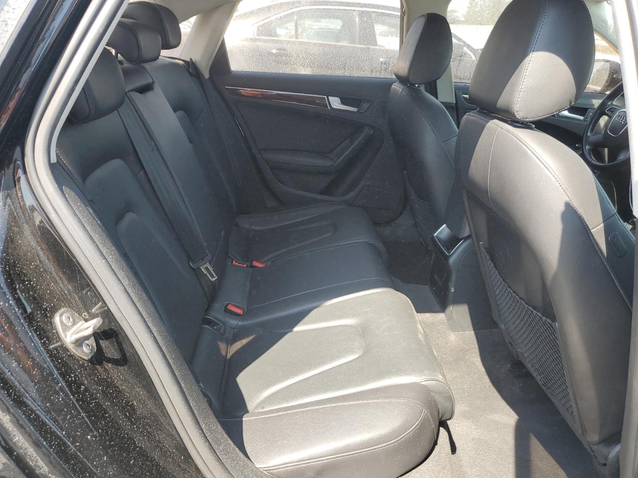 2010 Audi A4 Premium VIN: WAUBFAFL8AN063833 Lot: 62683875