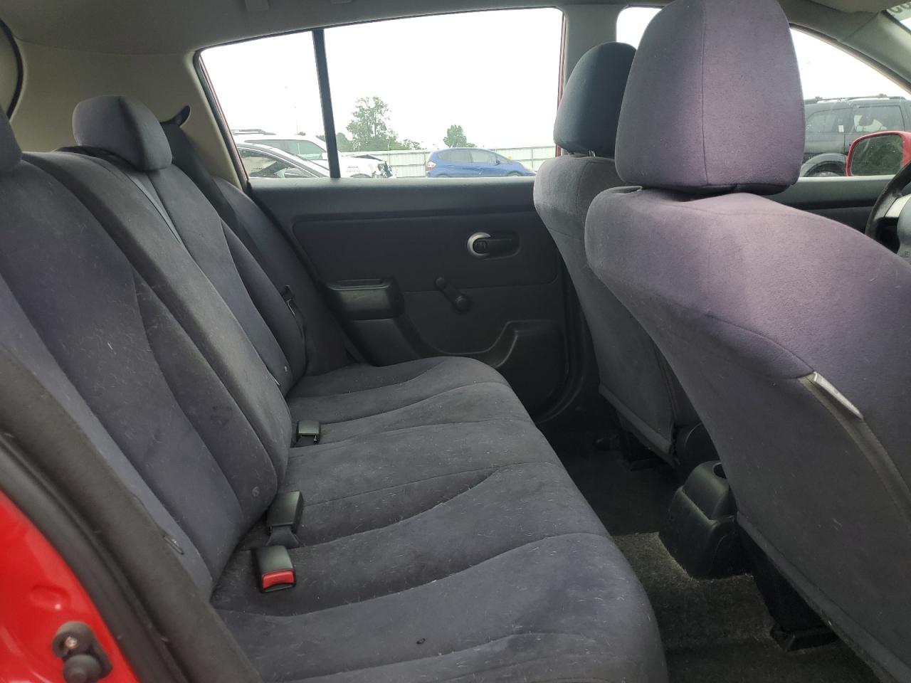 2008 Nissan Versa S VIN: 3N1BC13E98L398131 Lot: 62292165