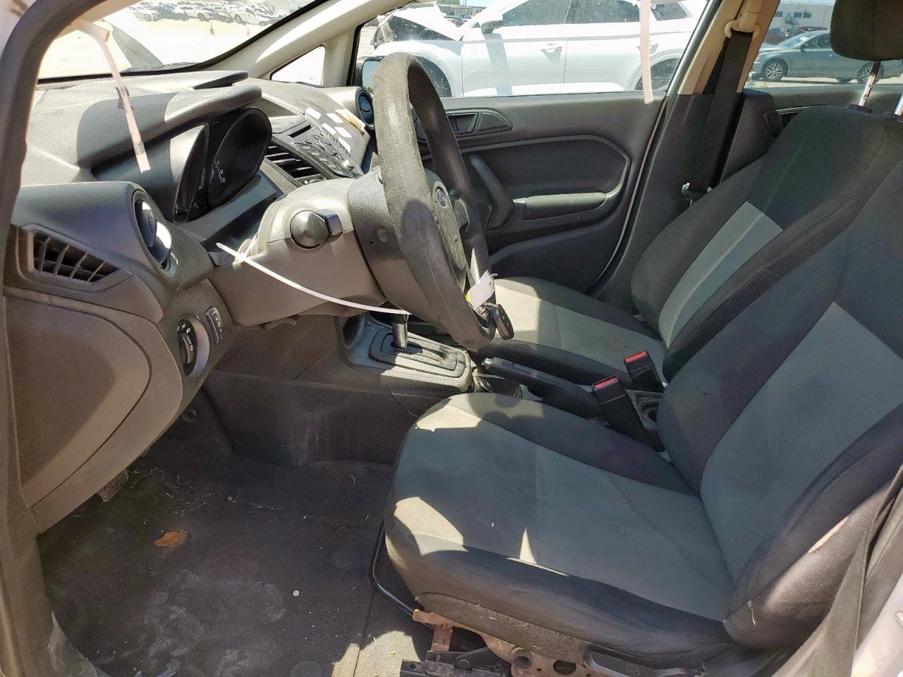 3FADP4AJ7GM141009 2016 Ford Fiesta S