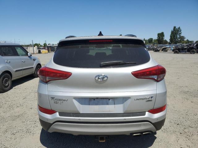  HYUNDAI TUCSON 2017 Серебристый