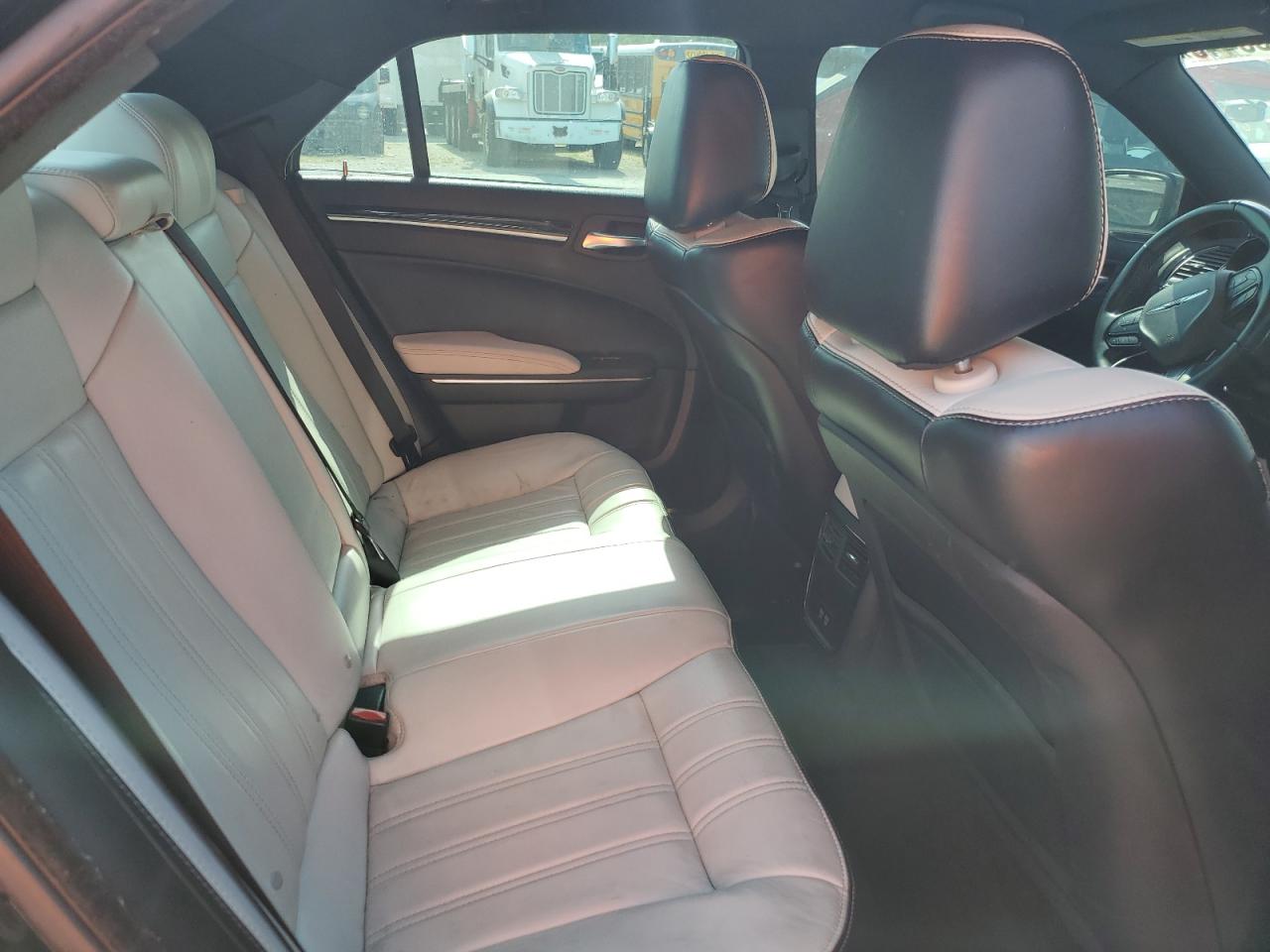 2018 Chrysler 300 S VIN: 2C3CCABG6JH142987 Lot: 63050445