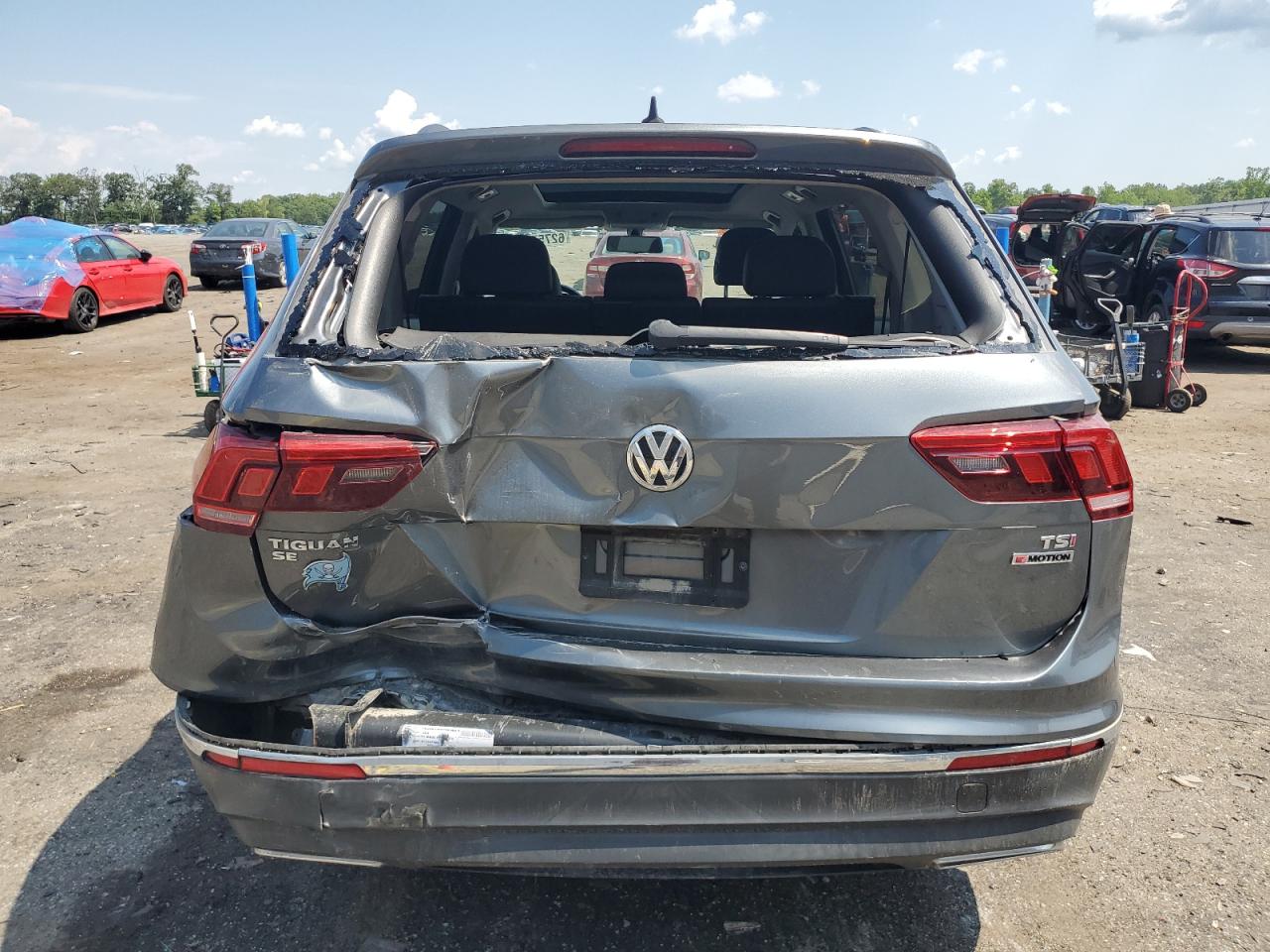 2018 Volkswagen Tiguan Se VIN: 3VV2B7AX6JM103169 Lot: 62757645
