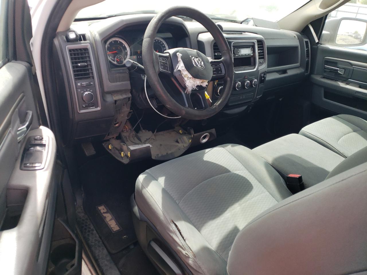 2019 Ram 1500 Classic Tradesman VIN: 3C6JR6AG7KG702332 Lot: 62738585