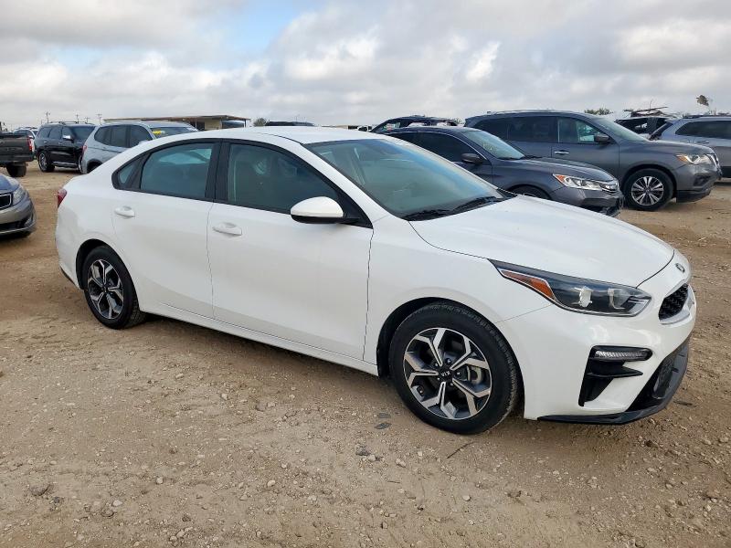  KIA FORTE 2021 Белы