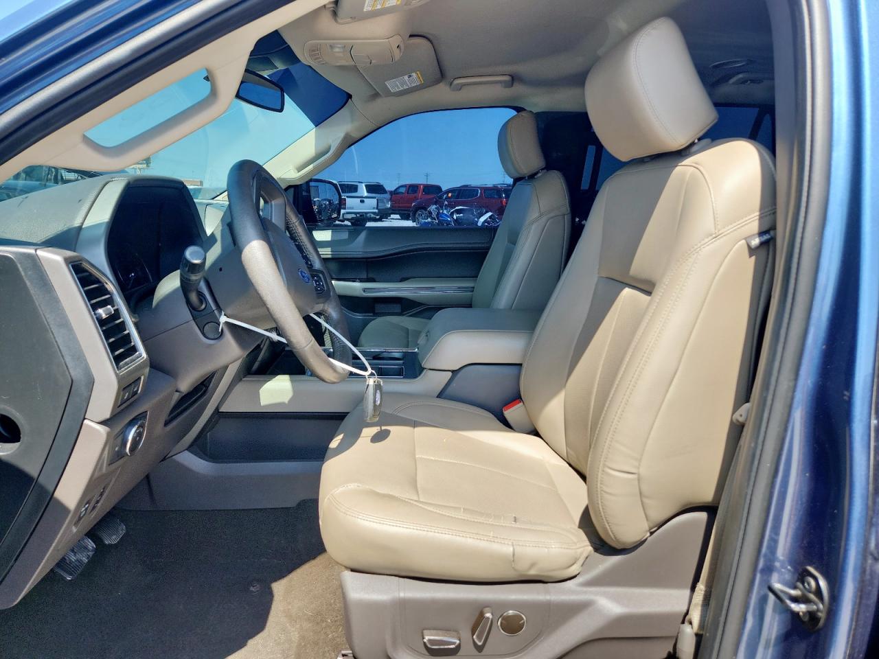 2019 Ford Expedition Xlt VIN: 1FMJU1HT5KEA82919 Lot: 64137265
