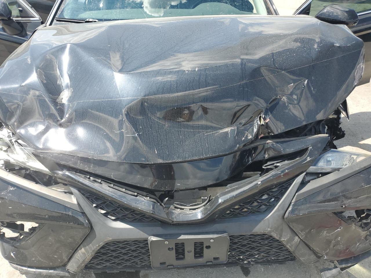 2019 Toyota Camry Hybrid VIN: 4T1B21HK1KU518530 Lot: 64306055