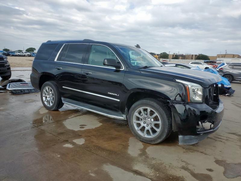  GMC YUKON 2016 Черный