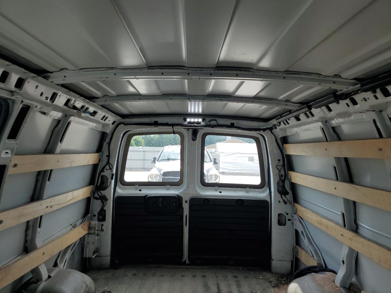 2021 GMC Savana G2500 VIN: 1GTW7AFP8M1190517 Lot: 63527635