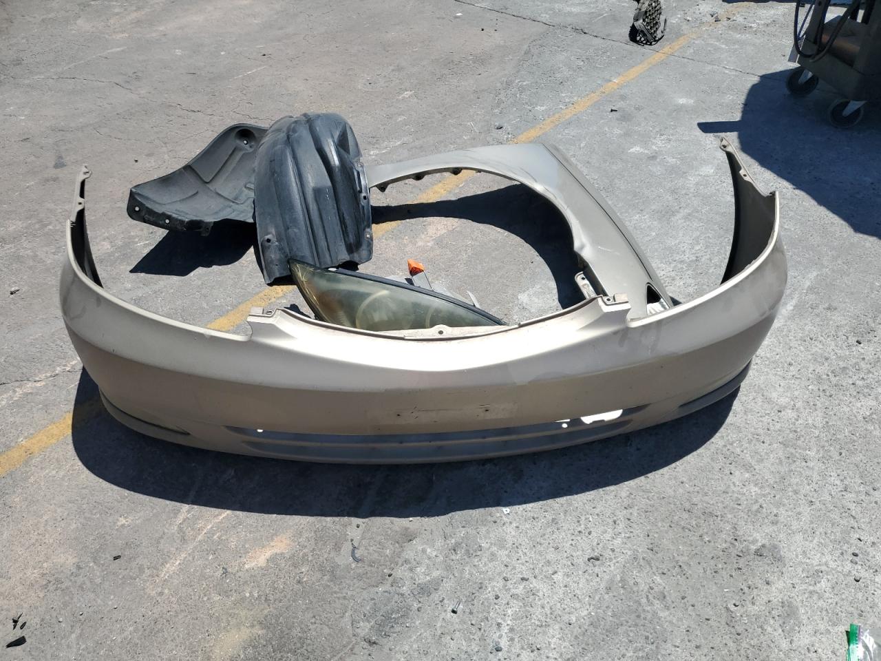 2003 Toyota Camry Le VIN: 4T1BF32K23U563633 Lot: 66356835