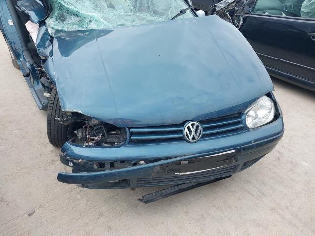 2003 VOLKSWAGEN GOLF GT TD