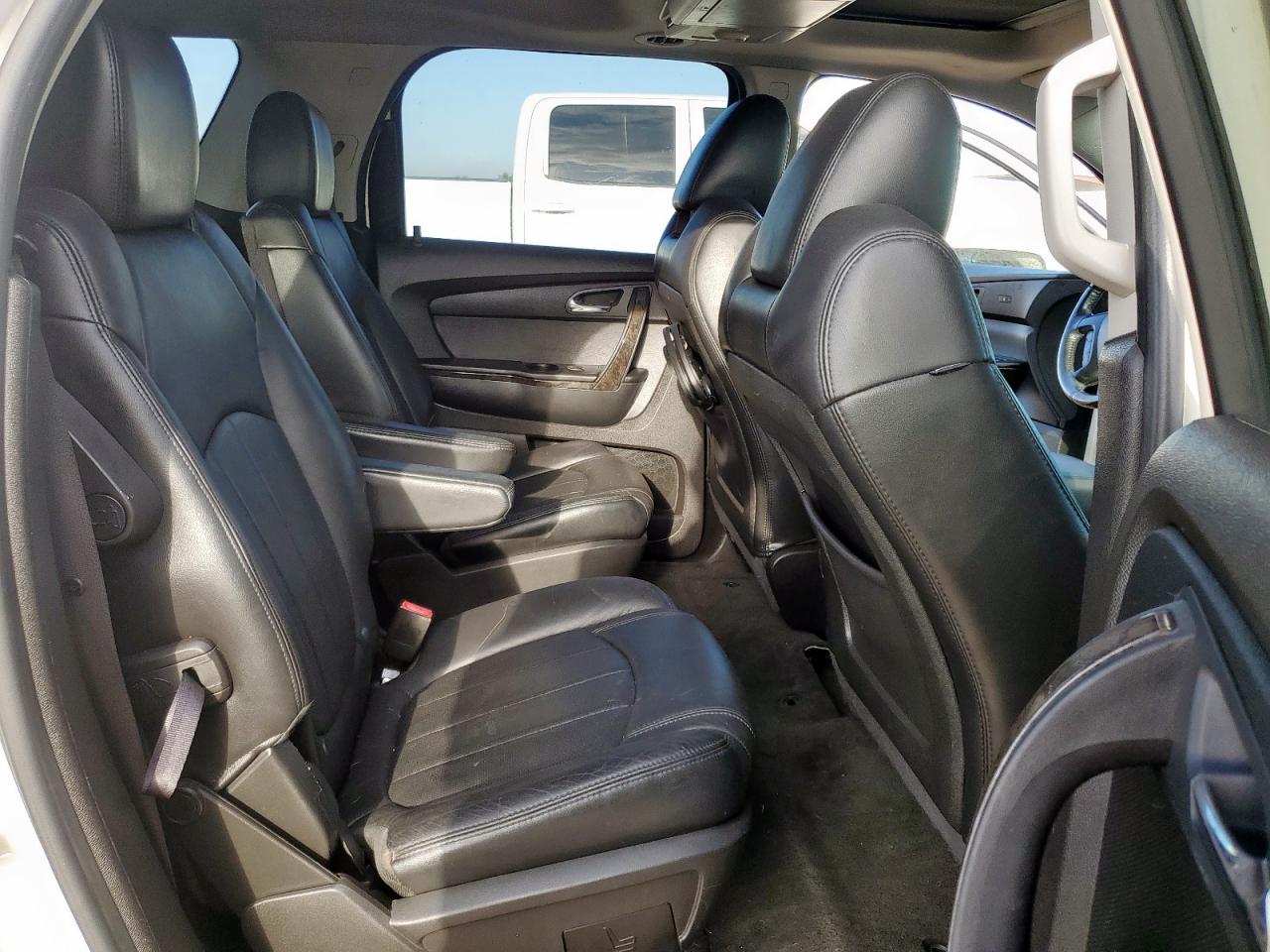 2011 GMC Acadia Denali VIN: 1GKKRTED6BJ298597 Lot: 65953555