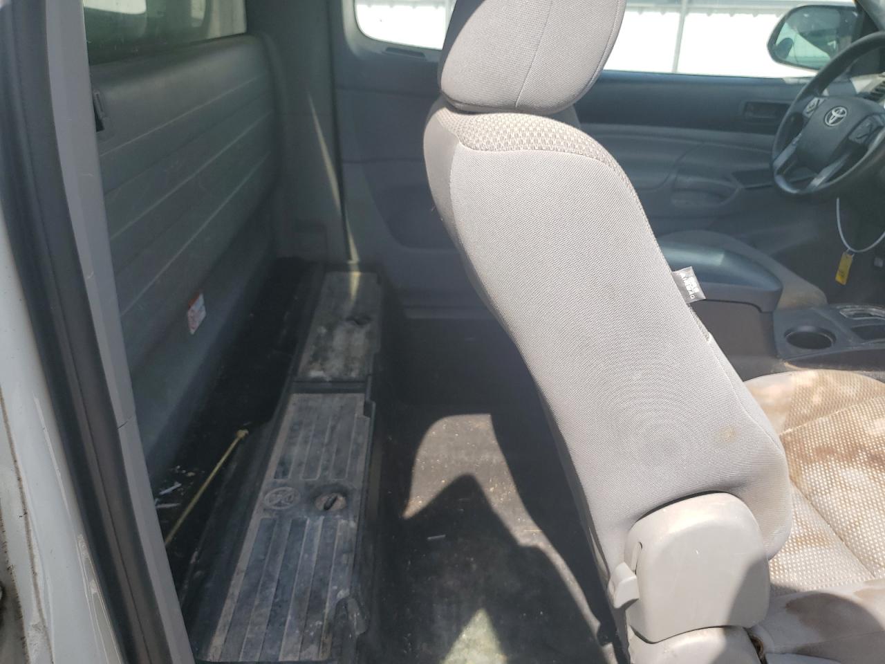 2015 Toyota Tacoma Access Cab VIN: 5TFTX4CN7FX061370 Lot: 64174505