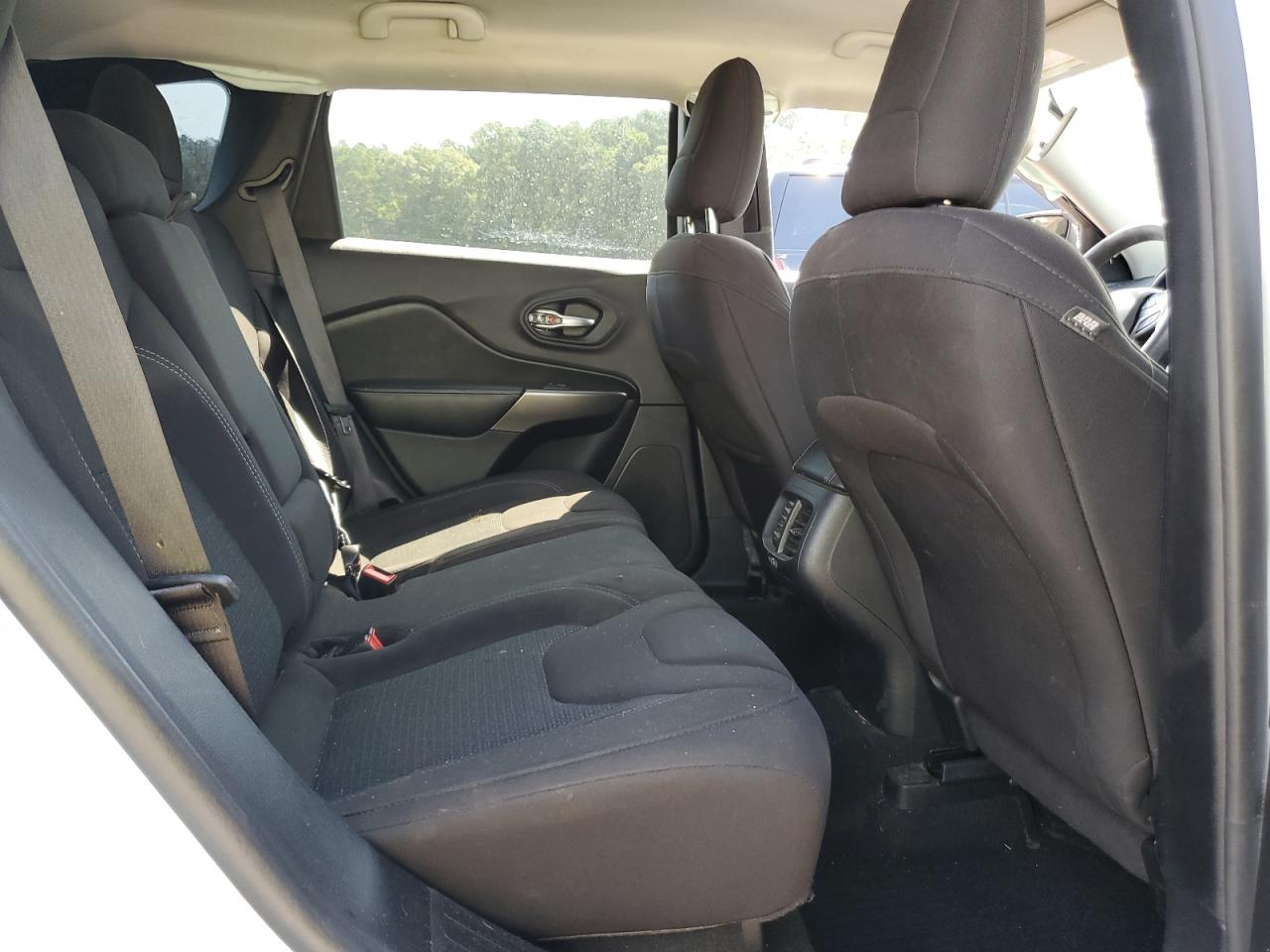 2020 Jeep Cherokee Latitude VIN: 1C4PJLCBXLD580851 Lot: 66956705