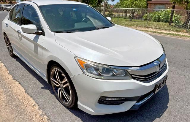 Sedans HONDA ACCORD 2017 Biały