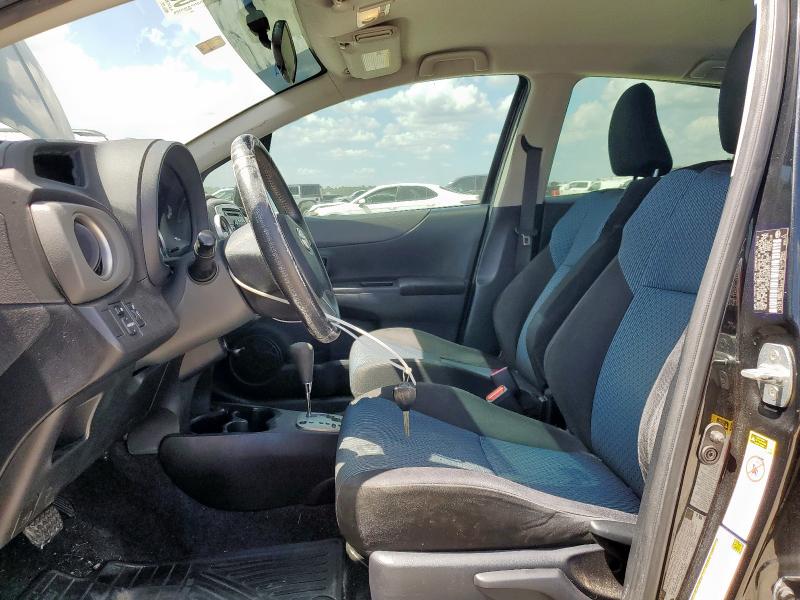  TOYOTA YARIS 2013 Czarny