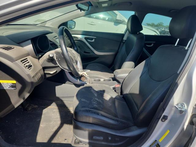 Седаны HYUNDAI ELANTRA 2016 Серебристый