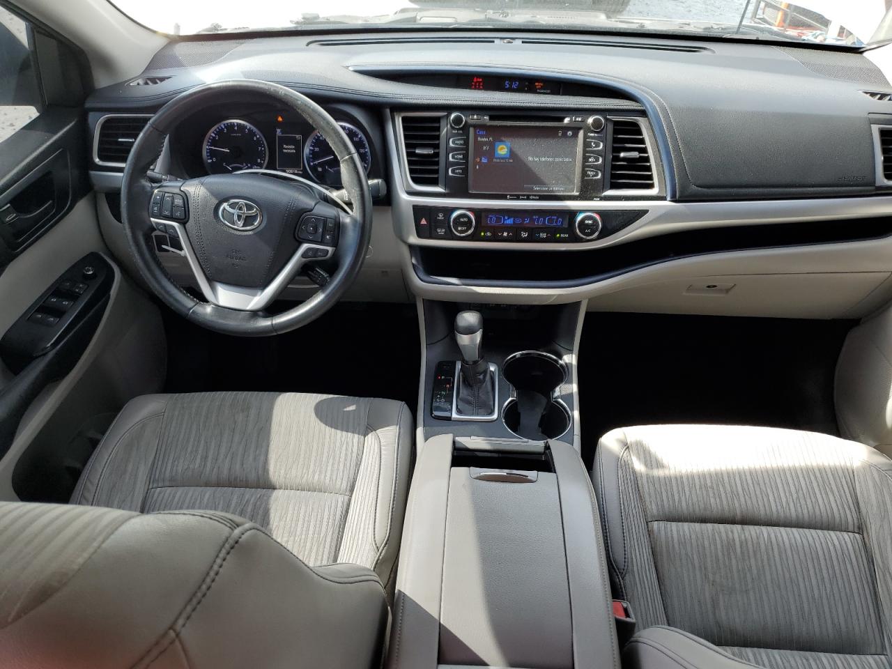 2018 Toyota Highlander Le VIN: 5TDZZRFH0JS240436 Lot: 64383255