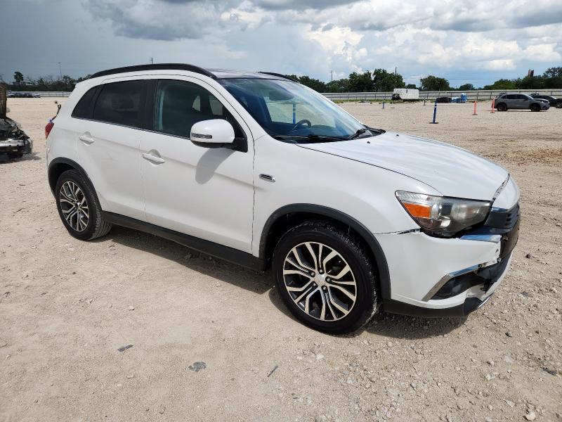Parquets MITSUBISHI OUTLANDER 2016 White