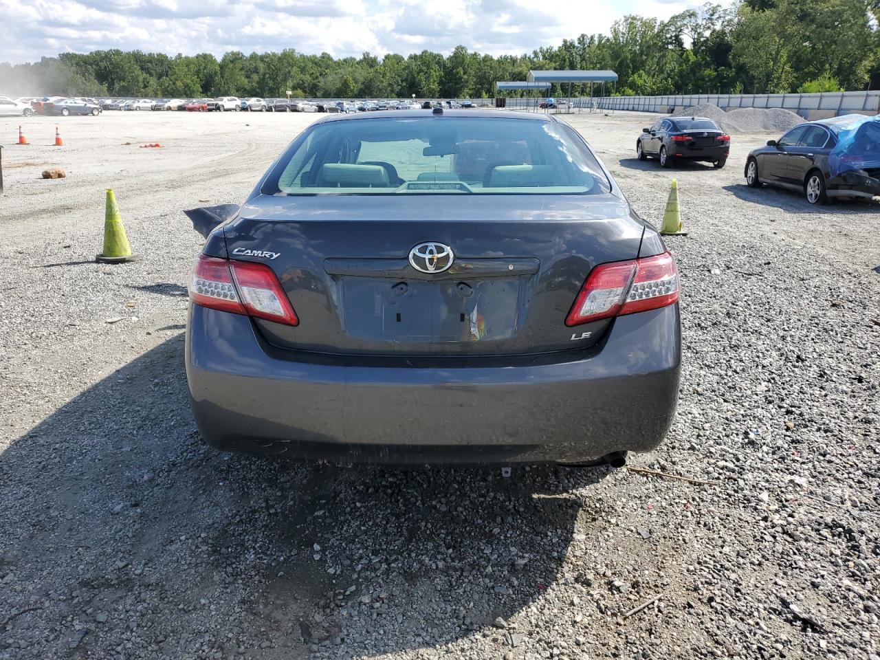 2010 Toyota Camry Base VIN: 4T1BF3EK8AU106043 Lot: 65692285