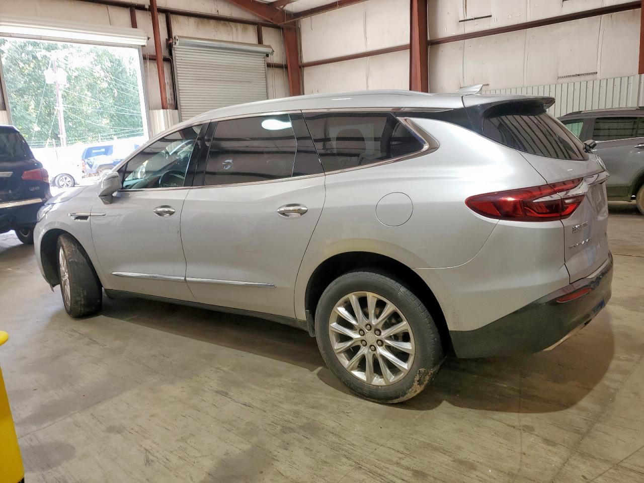 2020 Buick Enclave Essence VIN: 5GAERBKWXLJ300203 Lot: 64582295