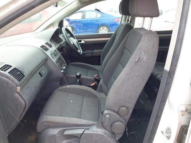 2010 VOLKSWAGEN TOURAN MAT