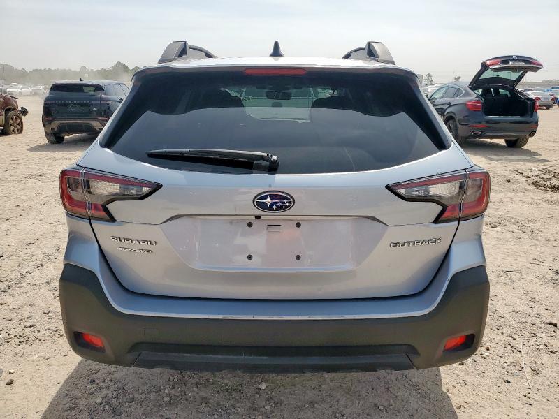  SUBARU OUTBACK 2024 Silver