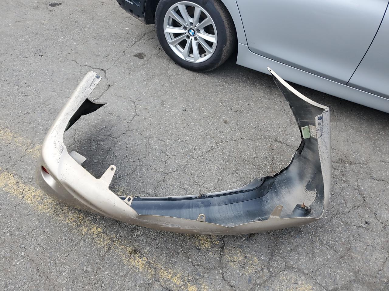 2010 Toyota Corolla Base VIN: 2T1BU4EE2AC392673 Lot: 65148425