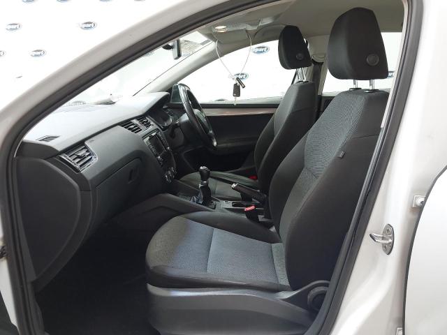 2015 SKODA OCTAVIA S