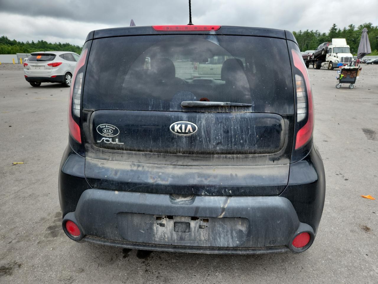 2016 Kia Soul VIN: KNDJN2A23G7393608 Lot: 63382915