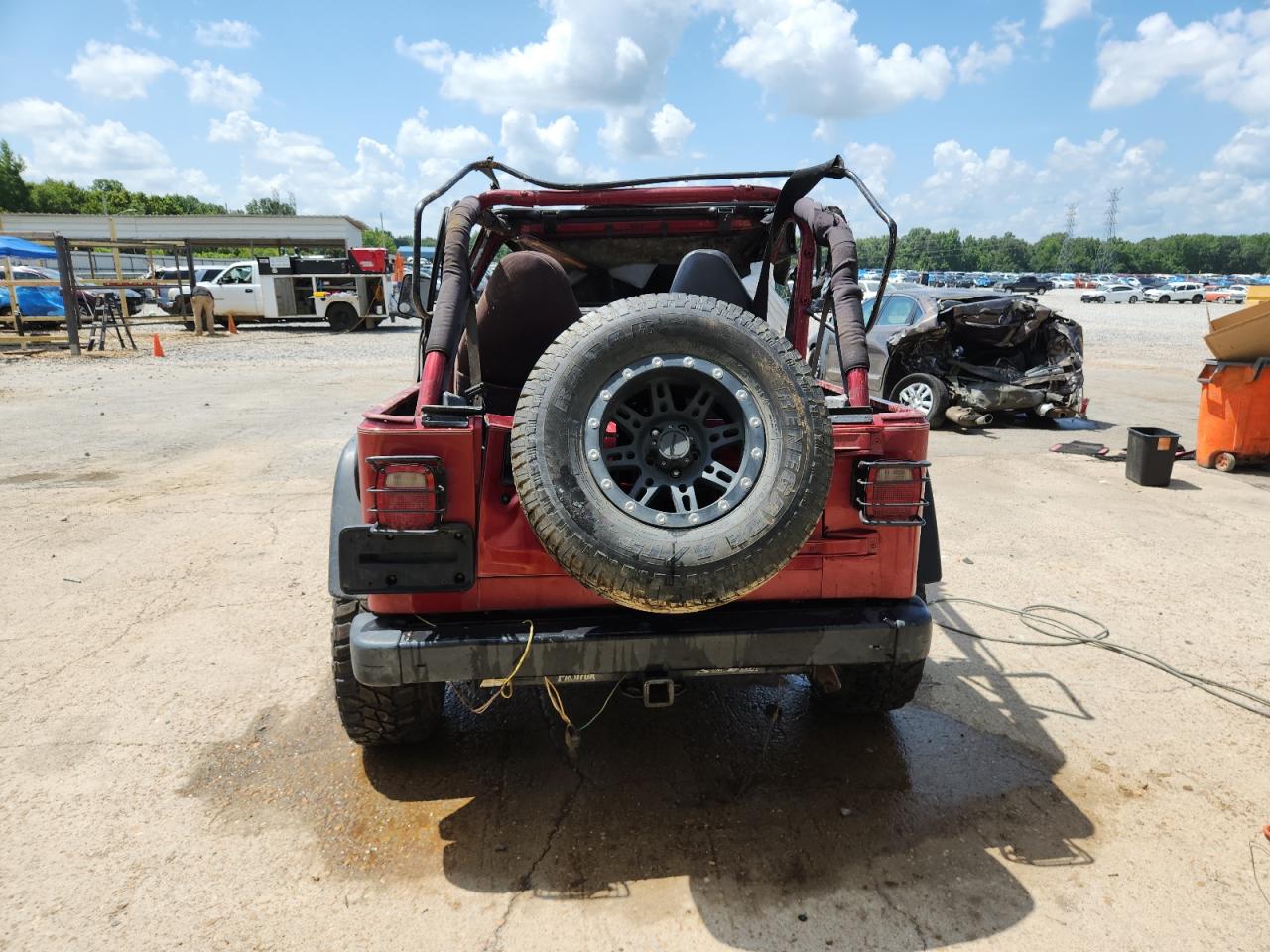 1999 Jeep Wrangler / Tj Se VIN: 1J4FY29P0XP400215 Lot: 64957235