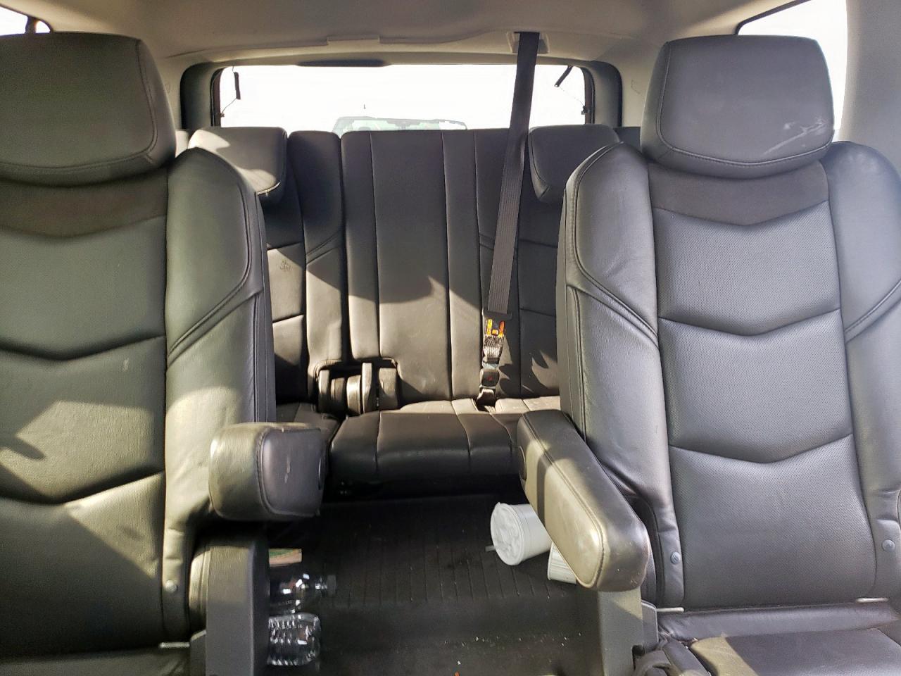 2020 Cadillac Escalade Luxury VIN: 1GYS3BKJ5LR130013 Lot: 64586755