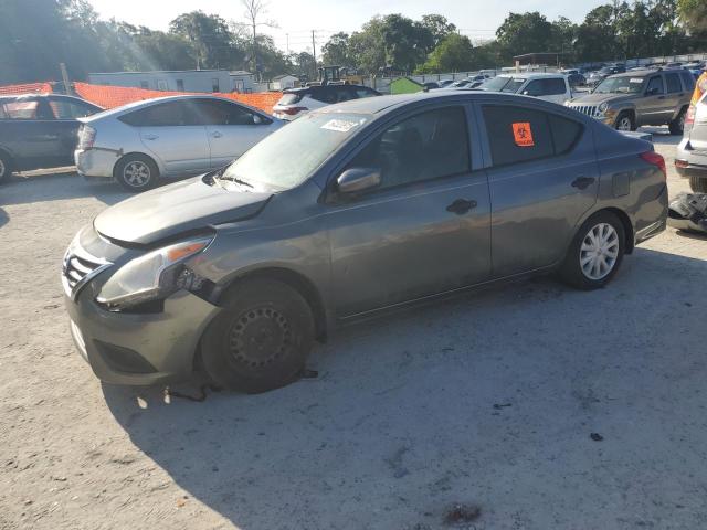  NISSAN VERSA 2017 Szary